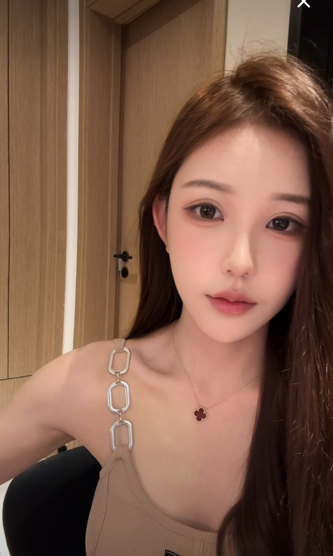 究竟有多招人喜欢，谁能不爱呢？像徐若瑄，就是“纯欲风”的天花板。15...