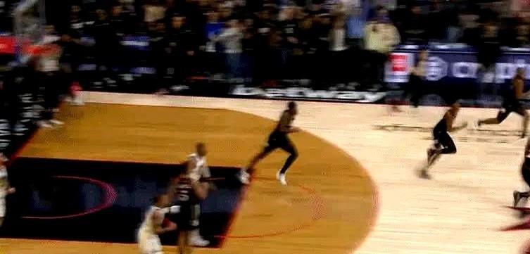 库里28分也白搭。勇士最后18秒崩盘。119-123，又输了。比赛还剩18