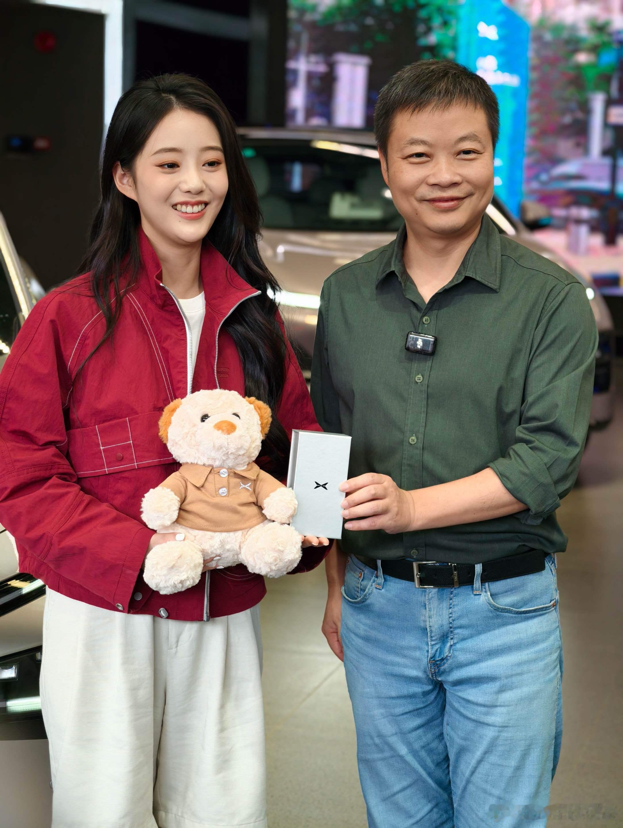 重生之短剧女王在小鹏测G7短剧女王买小鹏G7碰到真霸总短剧也是好起来了，短剧