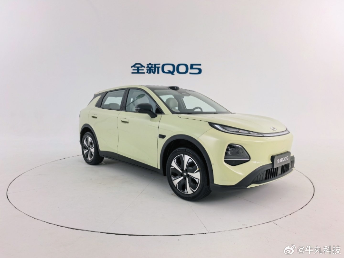 今天来实拍一波长安启源全新Q05！长安启源全新Q05作为新央企新启源的匠心之作，