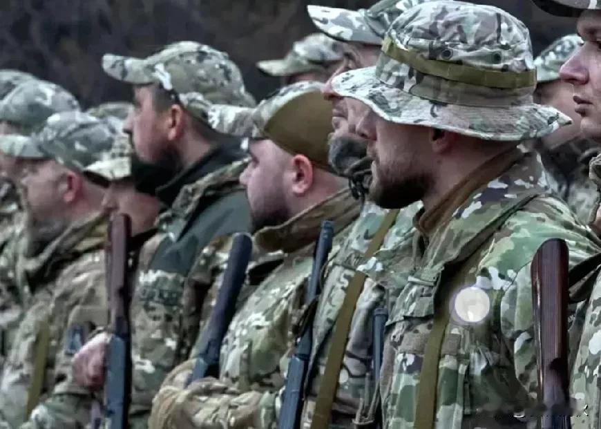 就在刚刚，不可思议！乌军士兵被俄罗斯俘虏后，居然这样对待！根据媒体最新报