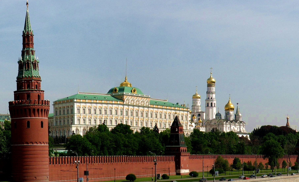 #哈梅内伊顾问突访俄罗斯#【#普京会见伊朗最高领袖顾问#】据法新社1月30日报道