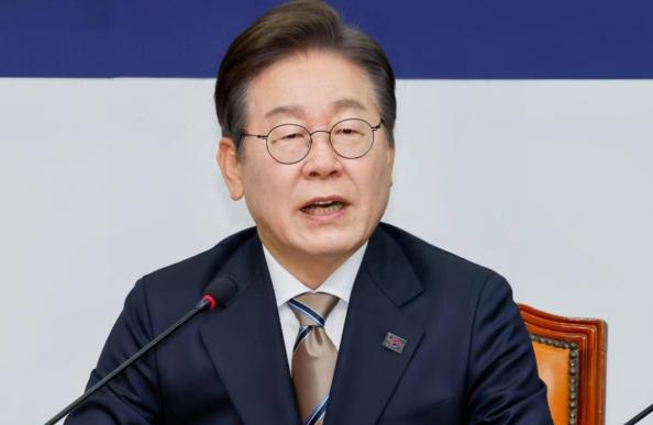 “美伊大战”打醒韩国，李在明的“未雨绸缪”护住了韩国的基本盘，随着几套“萨德”系