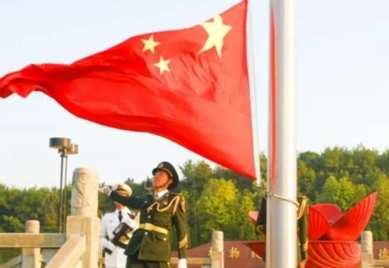 中国发展到今天，应该说国际威望非常高，但是你会发现各国领袖到美国，都希望得到美国