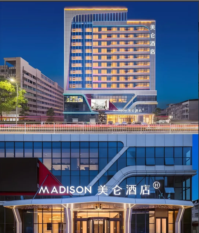 酒店现在退房为什么不查房了：第一，床、电视这类大型物品体积庞大且沉重，客人基