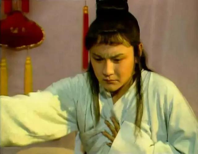 红楼梦中的“白首双星”究竟是什么意思，作者又有何隐喻呢？《红楼梦》第三十一回的