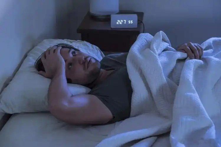 凤凰新闻【睡觉时总在凌晨3、4点醒来，医生直言：一般暗示4大疾病，别忽视】数据统