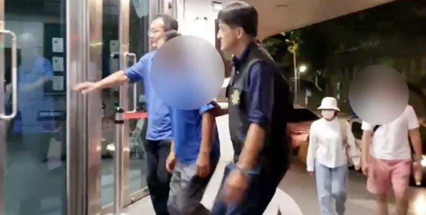 民进党办公室门口丢鸡蛋　警方4小时速逮2男民众党李姓前志工，昨晚（20日）偕洪