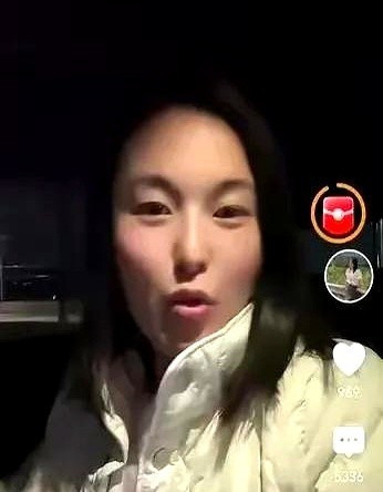 深更半夜美国女子公园录视频你们猜猜我看到了啥？有个住美国