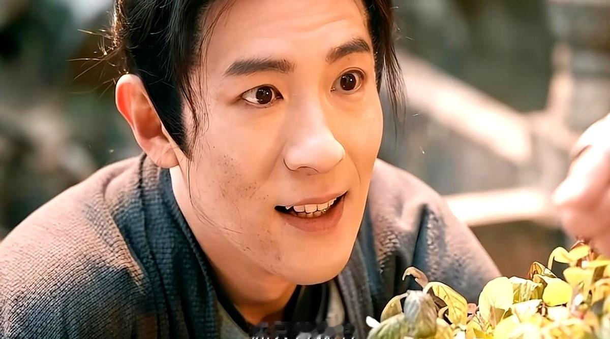 看《唐朝诡事录之长安》里那个药材商人明石，自己没法考科举就找仆人替考，这事儿可不