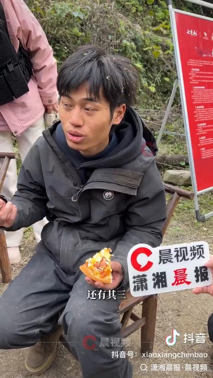 林北称退赛后会千回"家具"老本行，并经营自媒体账号。谈及退赛原因，他表示很想念家