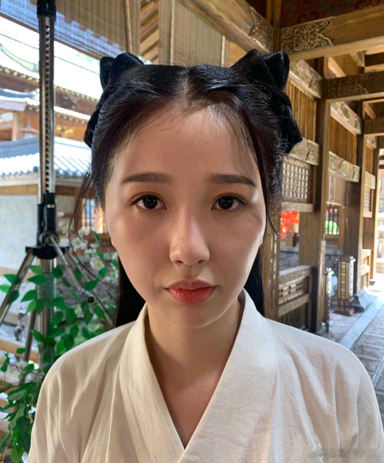 原相机下的虞书欣女明星的颜值就是抗打