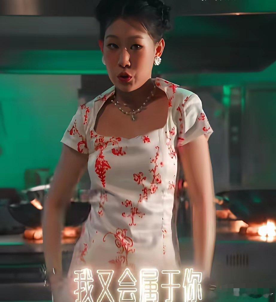 小沈阳有时间还是多管管你女儿吧，看看她穿的是啥，明明才20岁的年纪，这衣服却像是