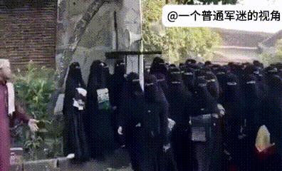 这“大英斯坦”还真不是徒有虚名，这家伙压迫感十足，伦敦都快变成中东了。当下，伦敦