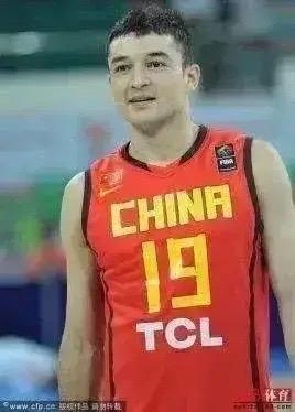 真的是祸从口出呀！唉😔！身边的许多新疆飞虎男篮的球迷们还是