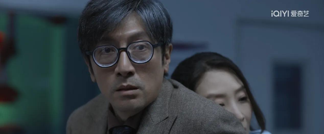 离大谱，国安指导的谍战剧被造谣下架？？这两天看了刘江导演的《绝密较量》，返回