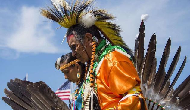 以前天真的以为，美洲原住民输在长矛干不过火枪。后来才明白，真正的“灭族”根