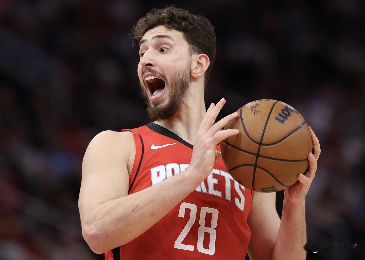 连阿门都能把罚球练出来，申京咋就不行呢？1、阿门——22岁，4号秀，火箭队首