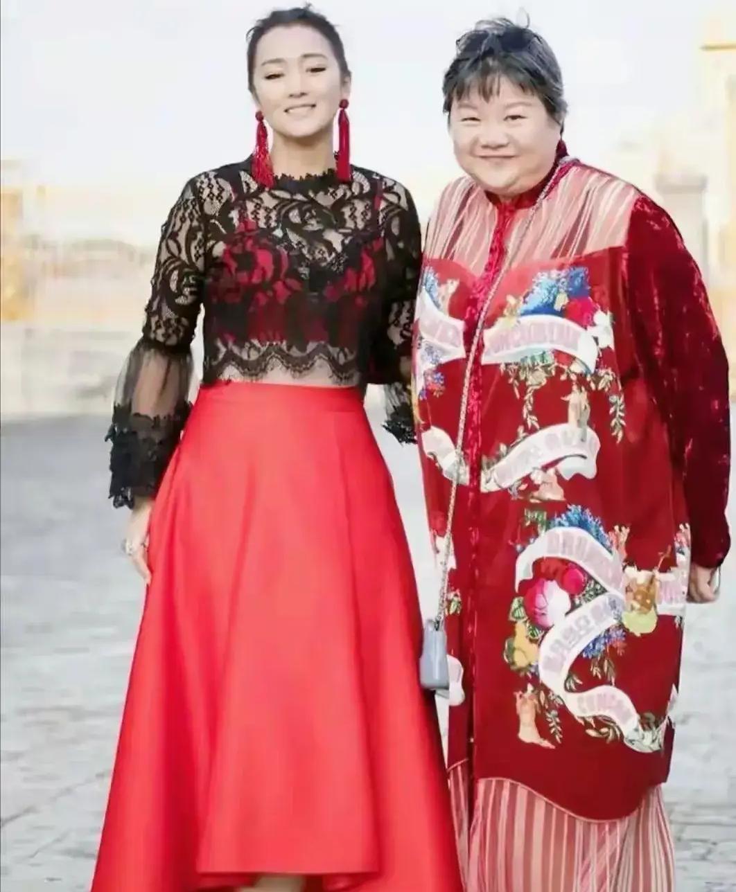 洪晃：那年我与陈凯歌的婚姻不幸福洪晃说：1991年，我发现我和陈凯歌的婚姻不幸