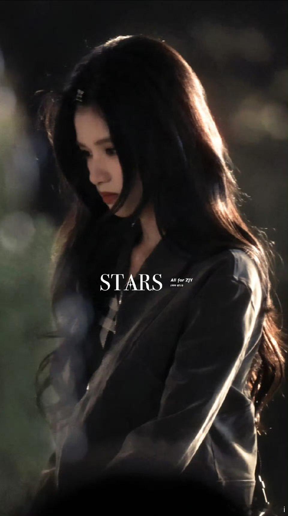 张婧仪这跟真人BJD有啥区别。像真人bjd一样精致。。。