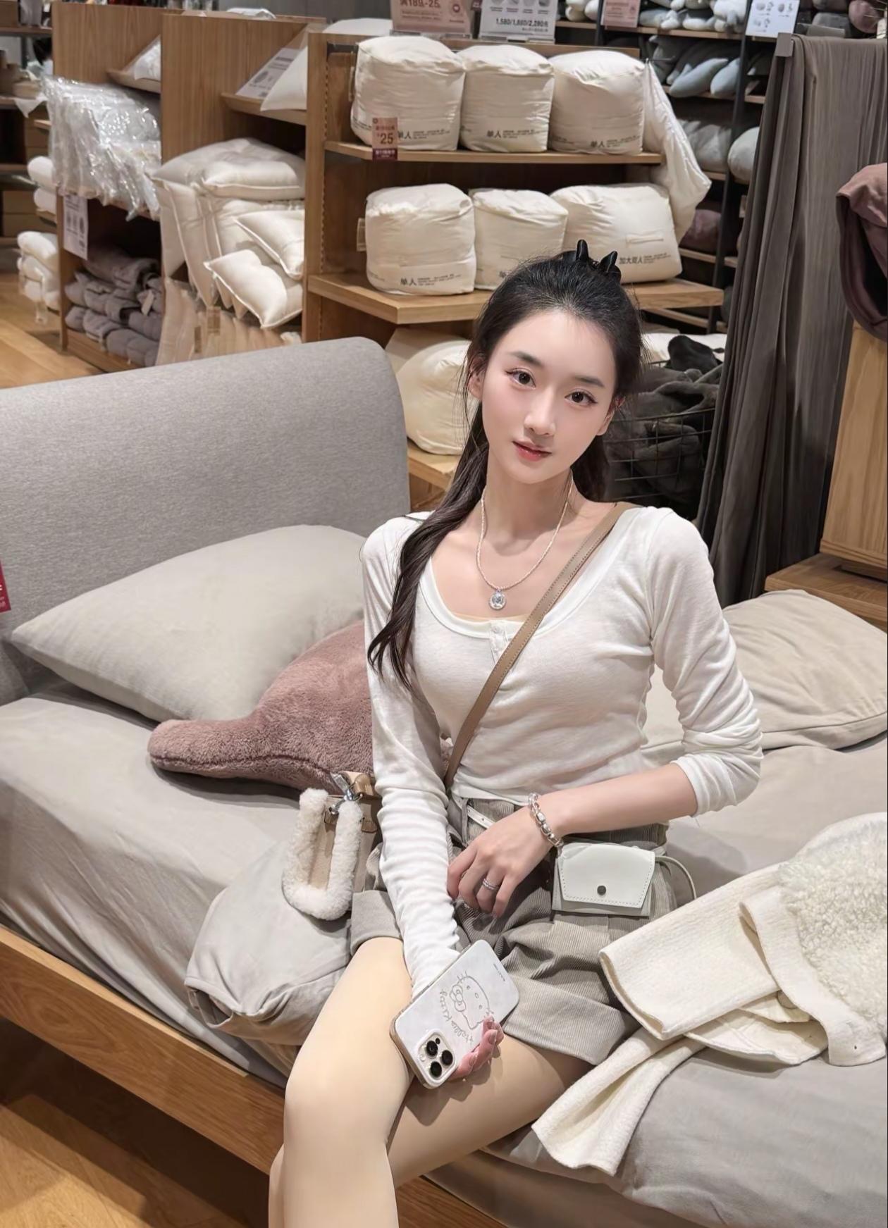 舒适家居穿搭指南，轻松自在每一天！🛋️💃