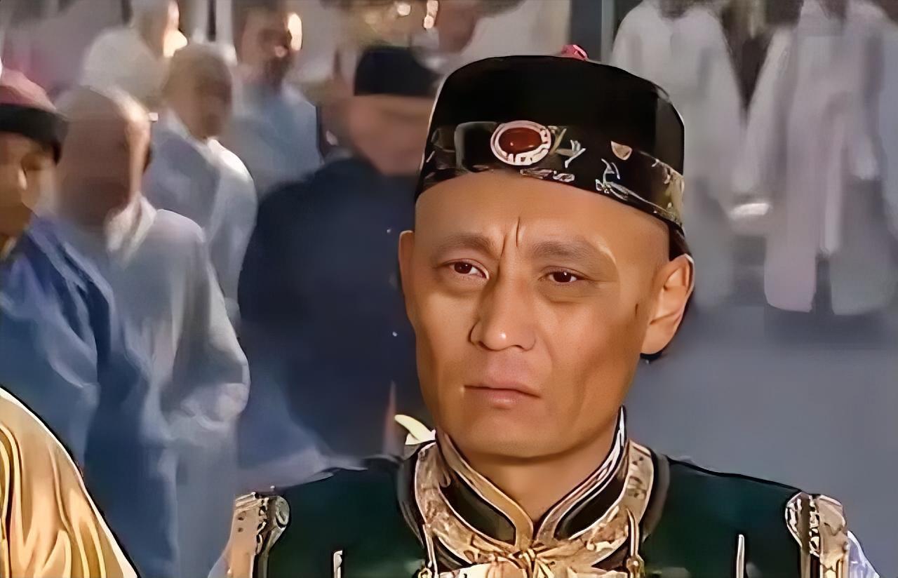 1730年，雍正将三哥胤祉全家囚禁，胤祉大发牢骚说：“我有什么罪？不就是在怡亲王
