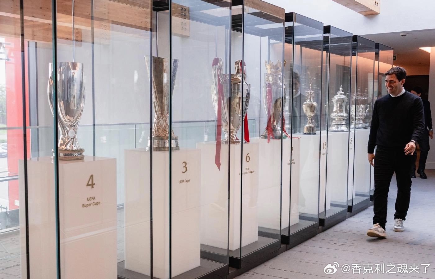 乔伊斯透露利物浦阵容深度是个问题，如果球队回归高强度比赛风格开始影响球员体能状况