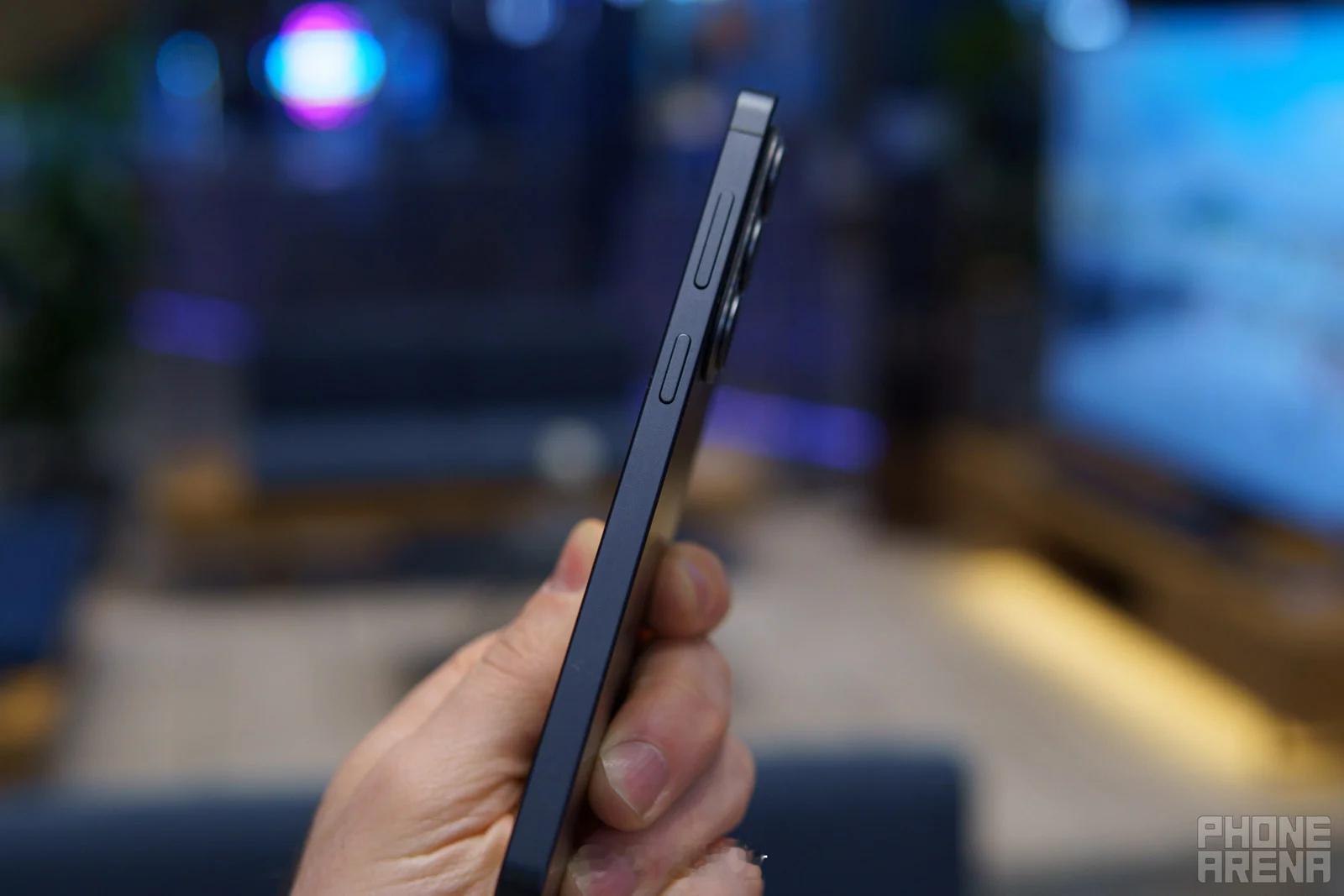 三星GalaxyS26系列价格不算便宜，顶配能买一平方房子GalaxyS26