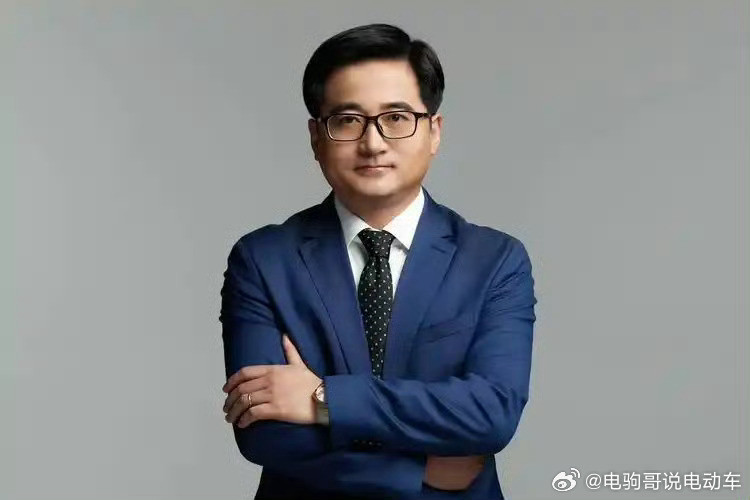 电动大巴没起火多亏了比亚迪电动大巴不起火，多亏了比亚迪一直以来，电动乘用车（包