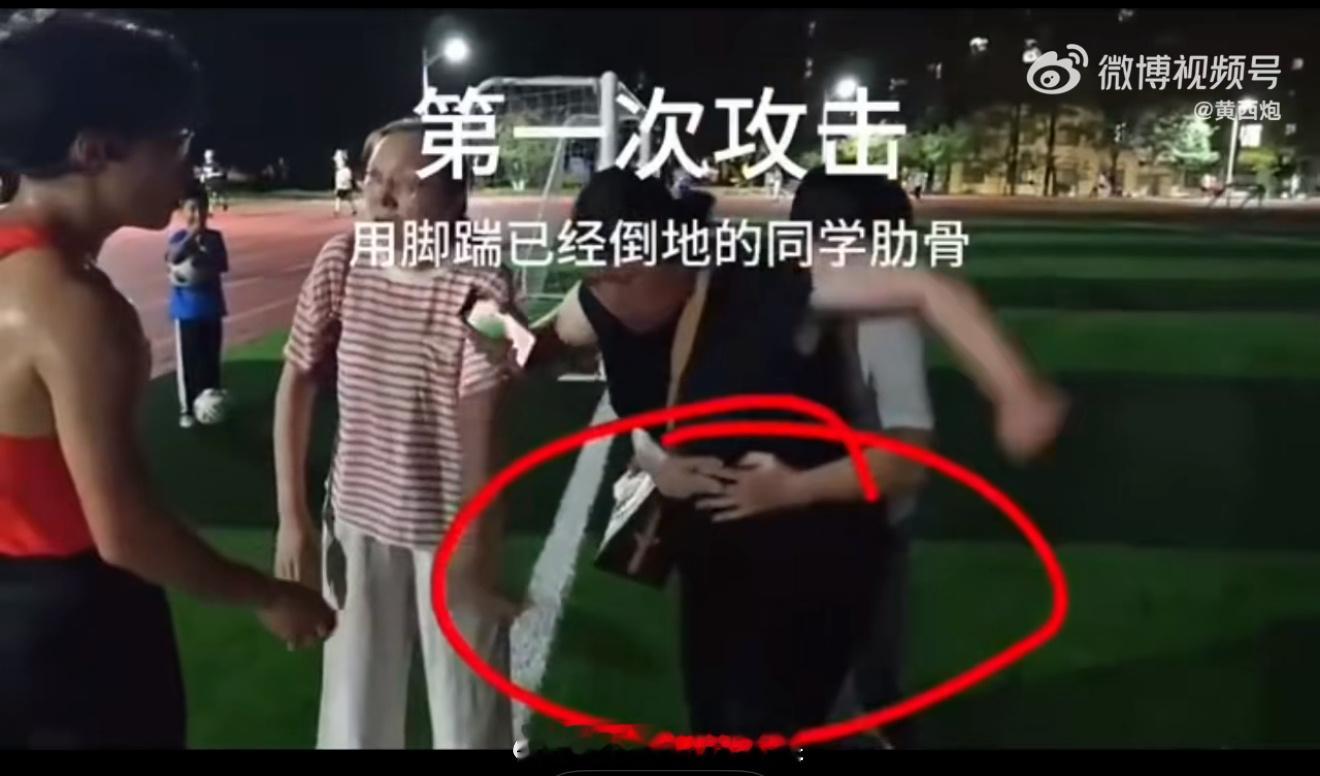上海交大这回好了，周边的居民想要去大学里锻炼更难了。最后估计就是跟所有大学一样