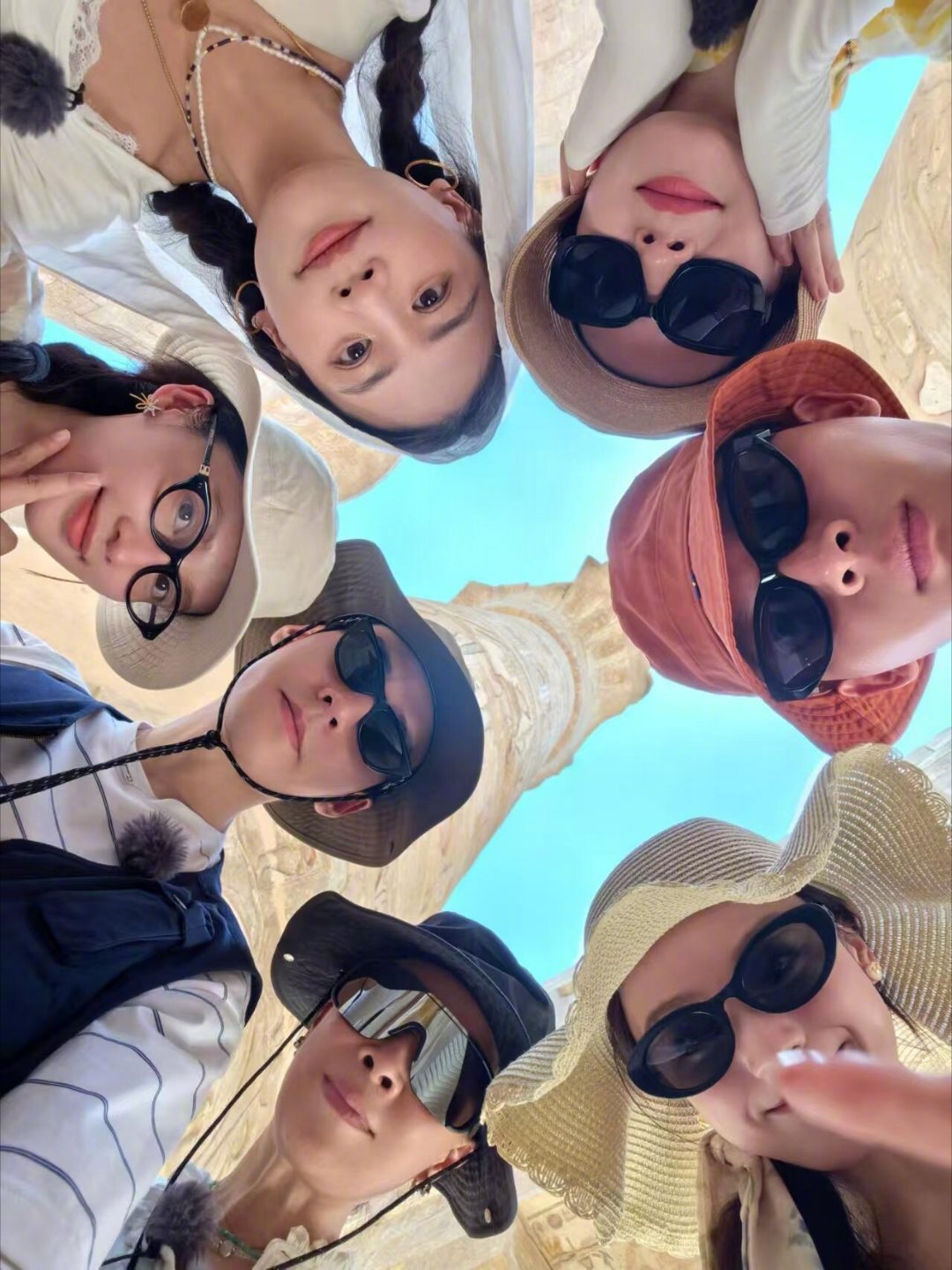 这季花少简直是内耗星人的治愈良药！！全靠真实拉满好感：车上面对面沟通需求，出海互