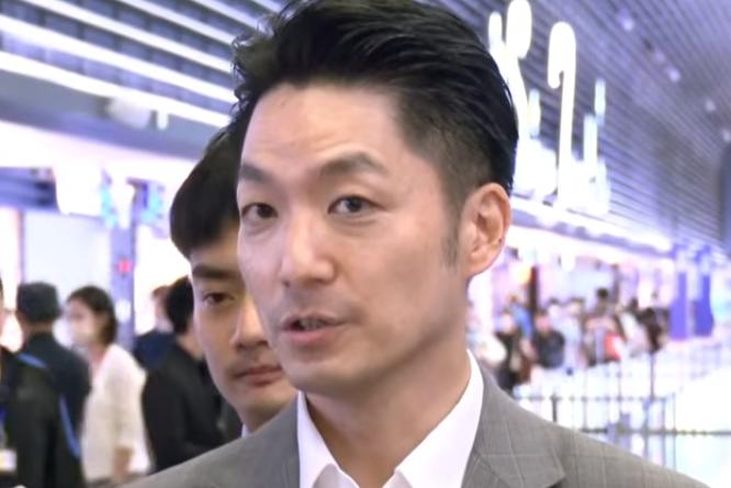 谈及2028台湾地区领导人选举，台北市议员钟小平直言，在蓝白整合成功下，国民党不
