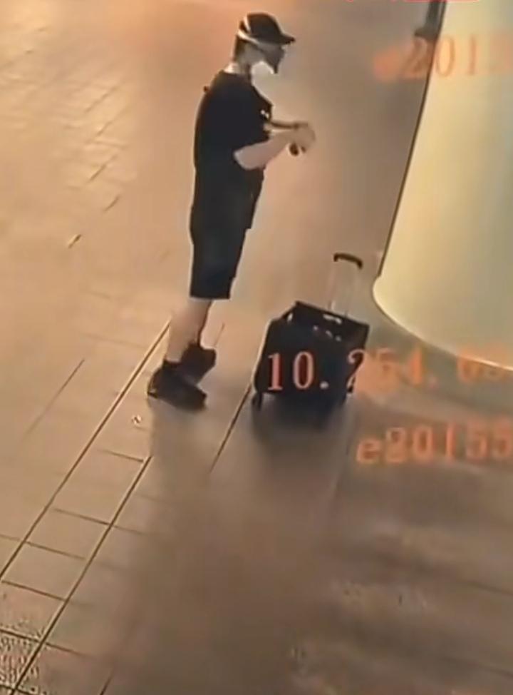 果然事出必有因，台北车站男子因酒驾被军方开除，还因为迁移户籍未申报，导致教召无法