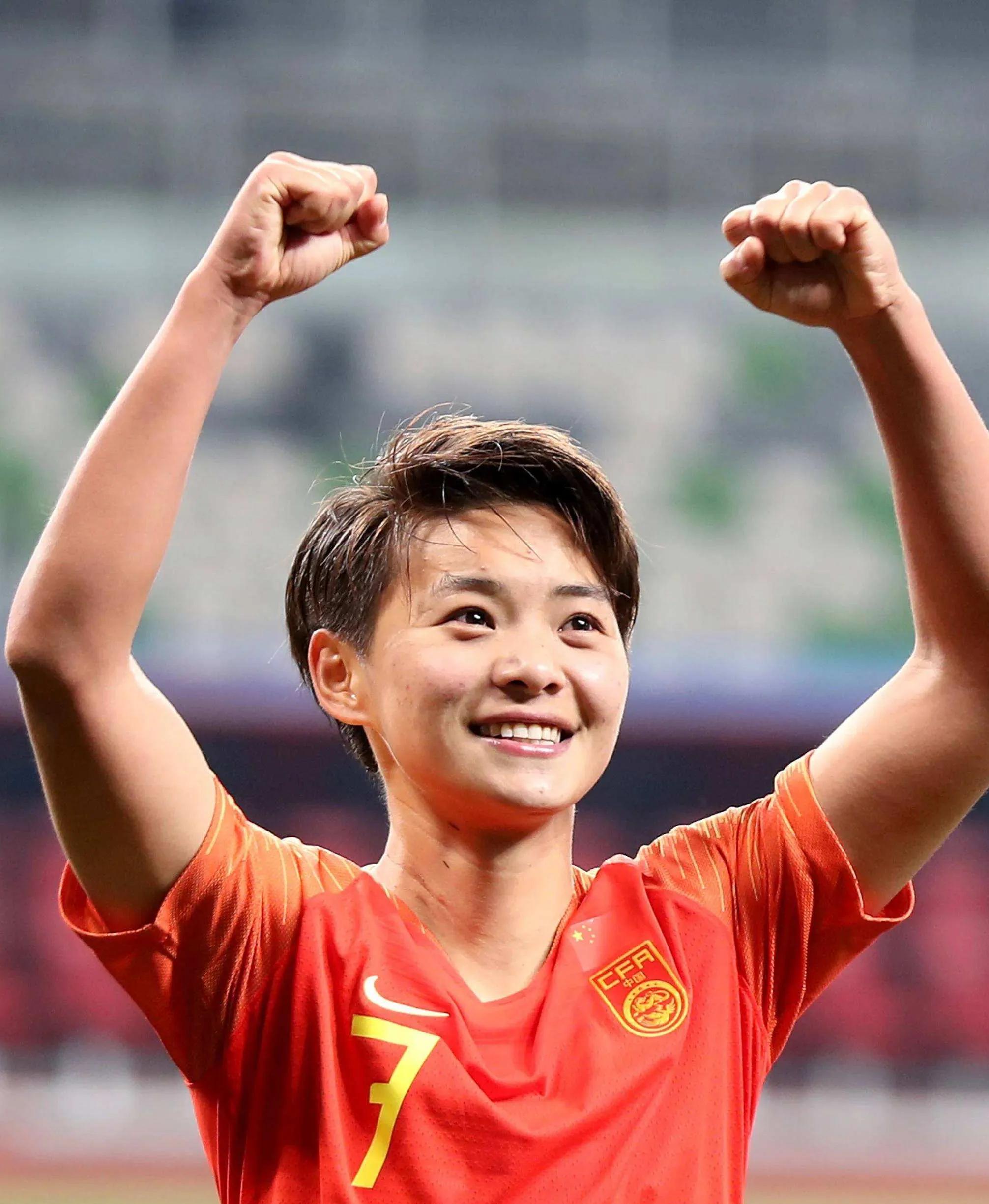 我是服了！中国女足2:2韩国女足，我可以原谅补时阶段丢球，但是我不原谅这丢球的方