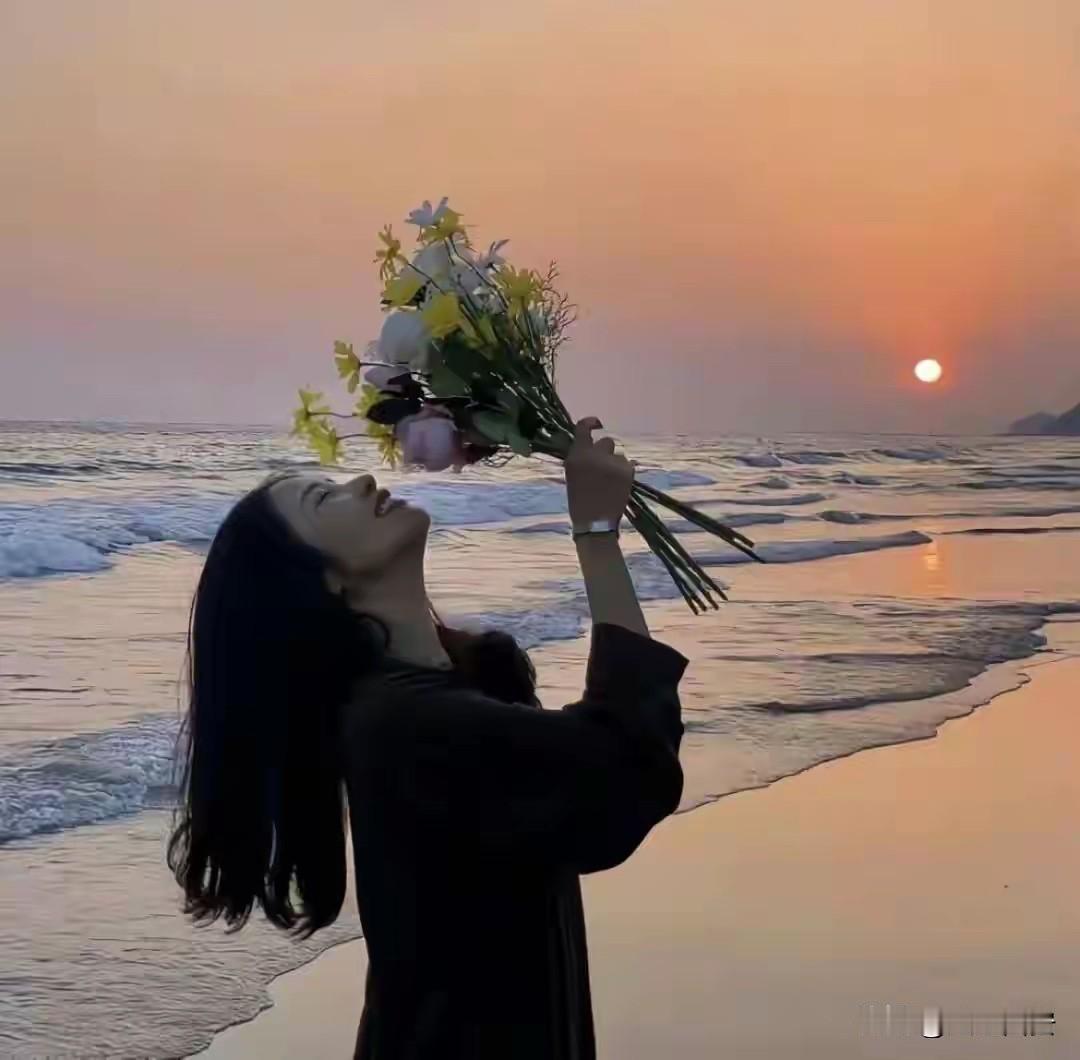 职场老油条，算明白的道理。1.能当面讲的内容，绝不微信讲。能微信讲的内