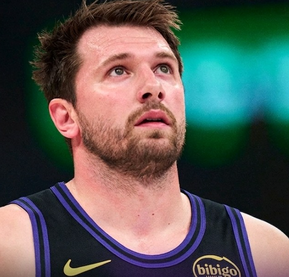 77去欧洲治疗是想加快复出吧77好胜心挺强，但还是不希望仓促复出啊这赛季大家