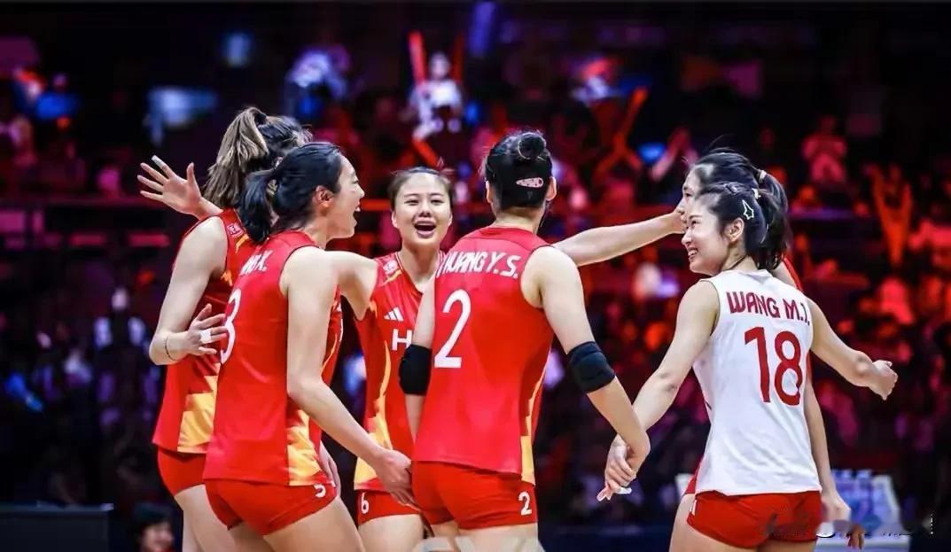 中国女排3:0再次战胜伊朗队，同泰国队会师总决赛，日本队半决赛落败，只留下遗憾。