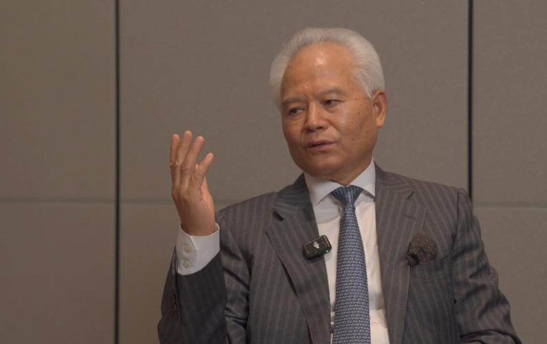 一条消息从六月下旬的港媒专访中透出，受访者吴士存，南海研究院创始院长。这人在中国