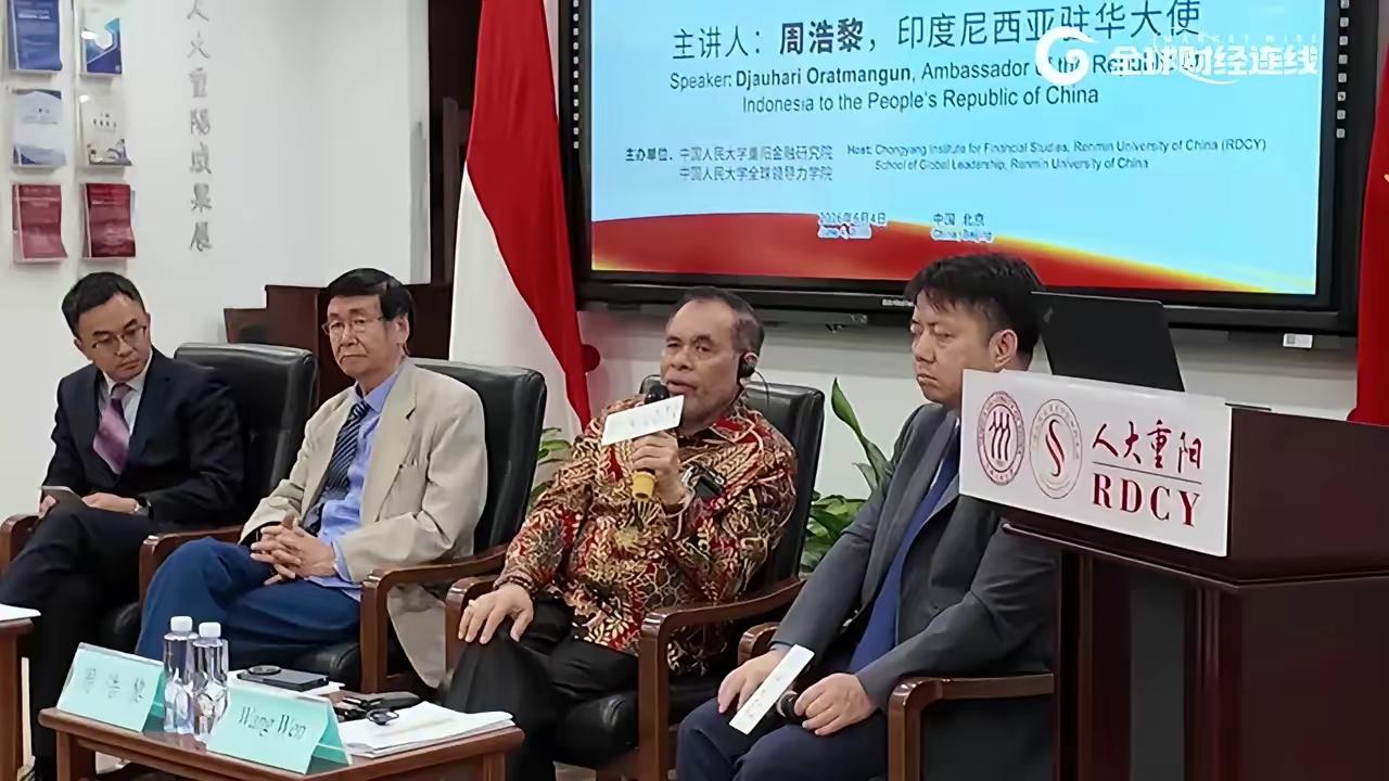 前脚印尼憋足劲收割中资镍矿企业，很多镍矿企业已经停摆。后脚印尼驻华大使周浩黎称，