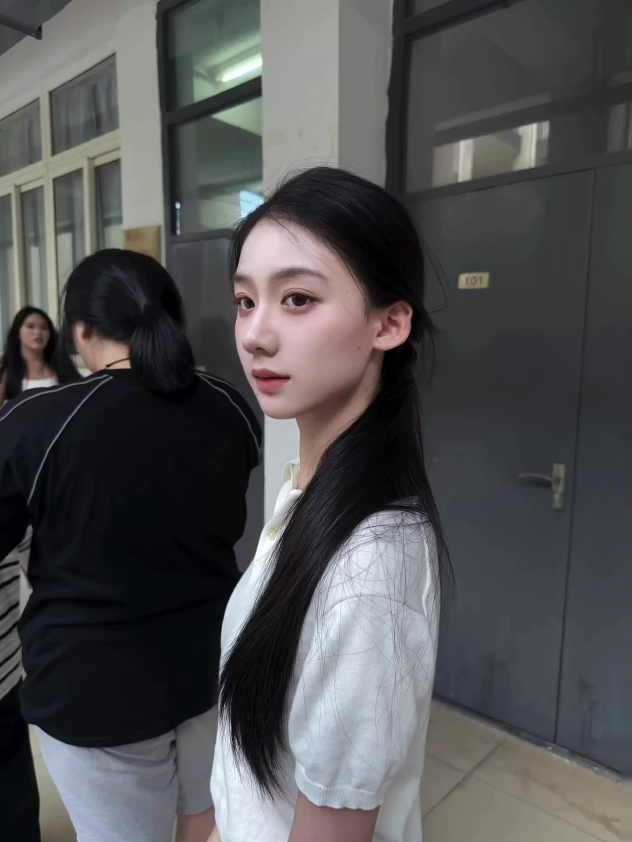 爱着你的 长发 短发 卷发 直发 黑发 乱发 秀发