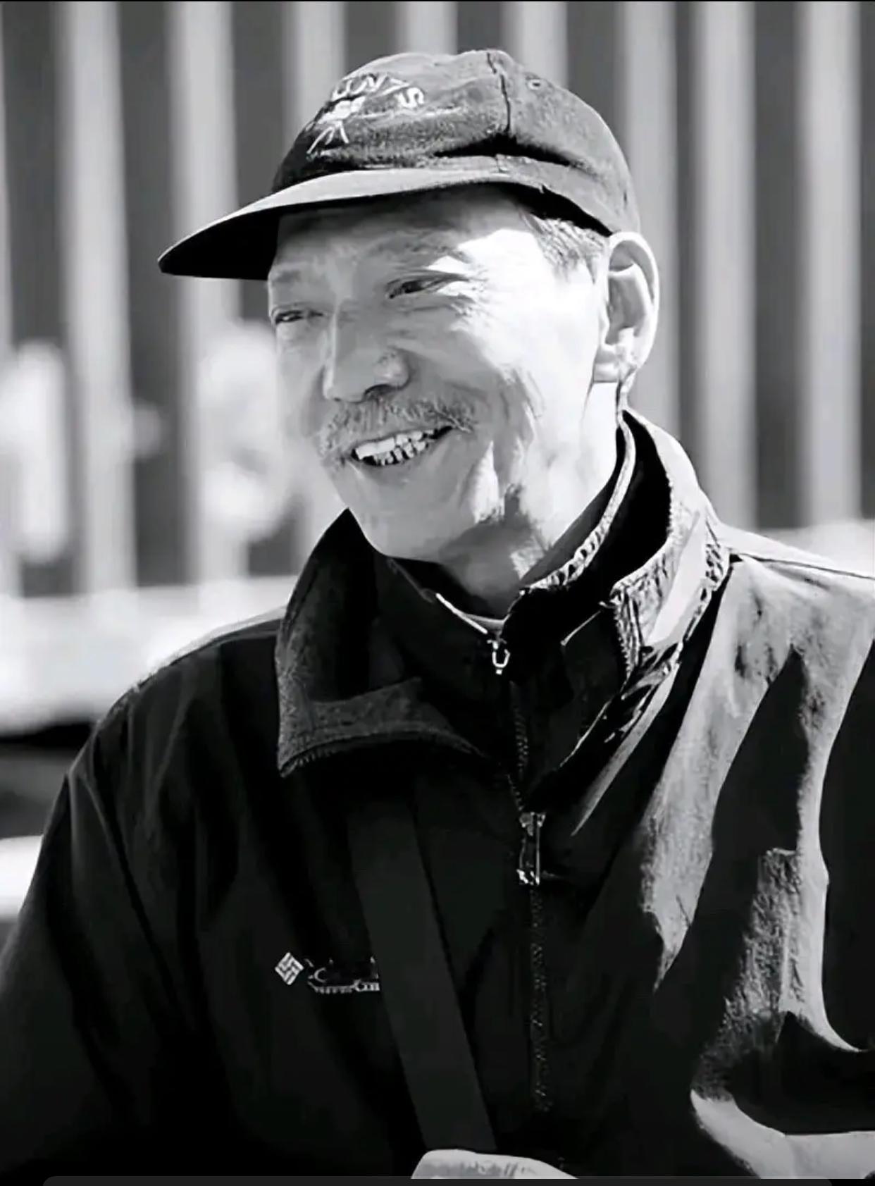 奉劝大家一句，不管什么年纪都得悠着点！2026年1月1日，香港影坛老戏骨袁祥