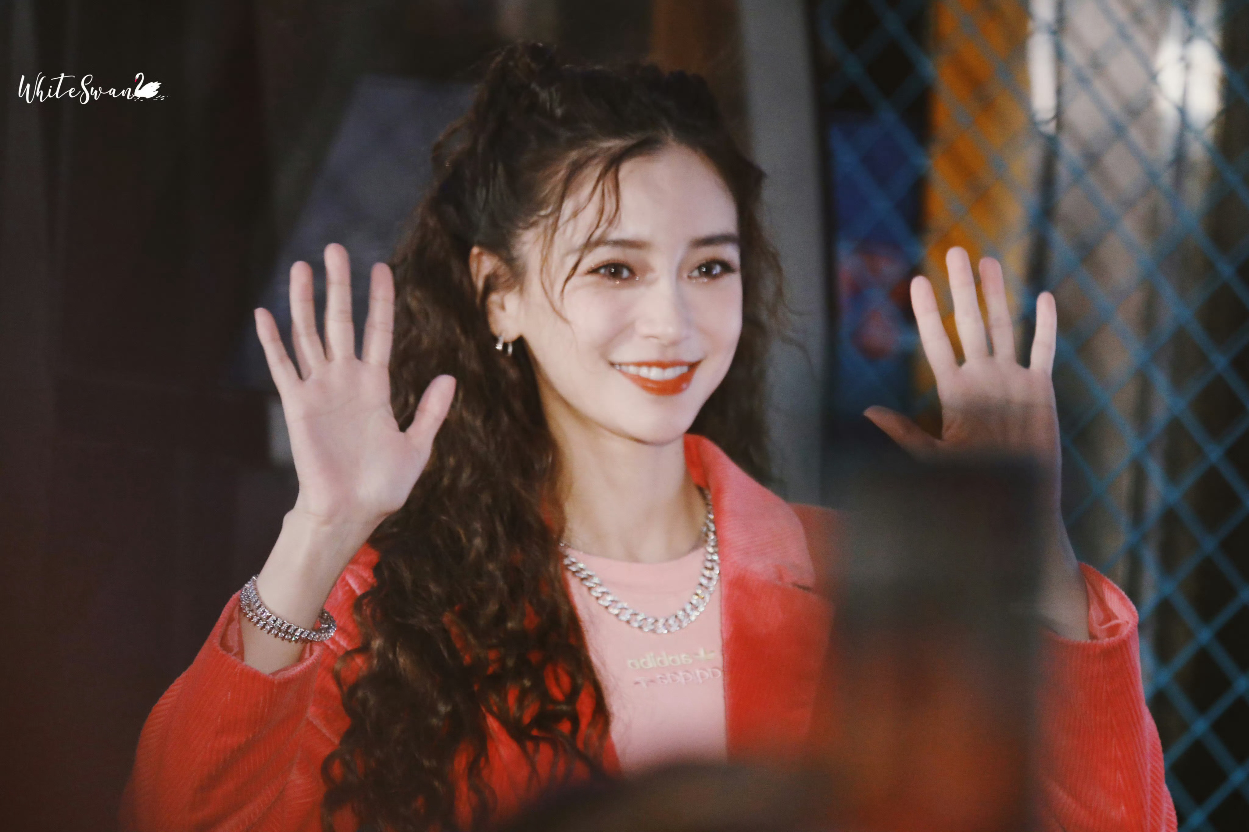 angelababyangelababy｜杨颖造型回顾之打招呼一起来say