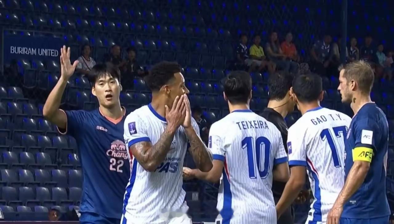 最近看中超联赛，外援的情况真是让人深思。五外援上场的规则，让比赛场上几乎成了外国