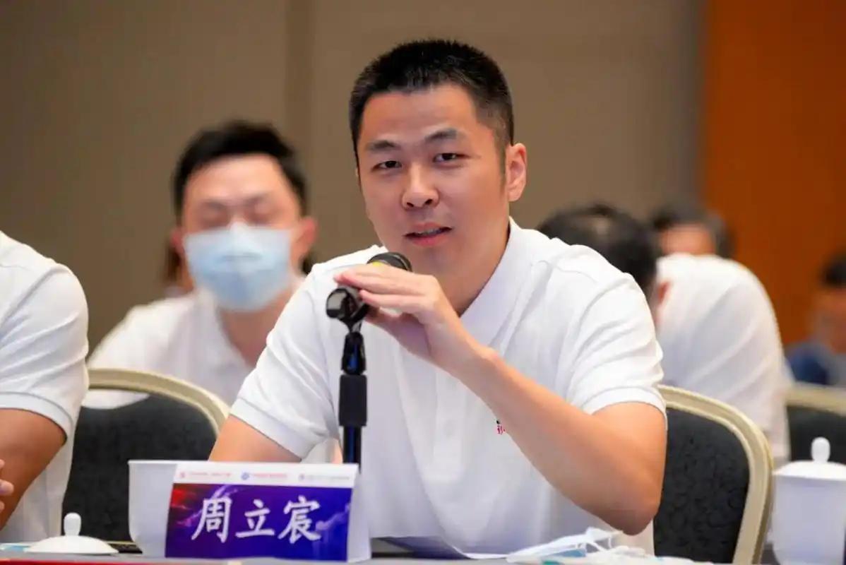 海澜之家这回是真的踩了红线，好好的军队采购订单，中标后说不签就不签，直接被暂停参