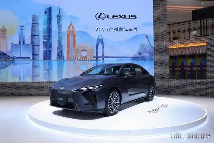 2025广州车展黑科技震撼刷屏！新科技重构未来出行想象当珠江畔的科技热潮遇