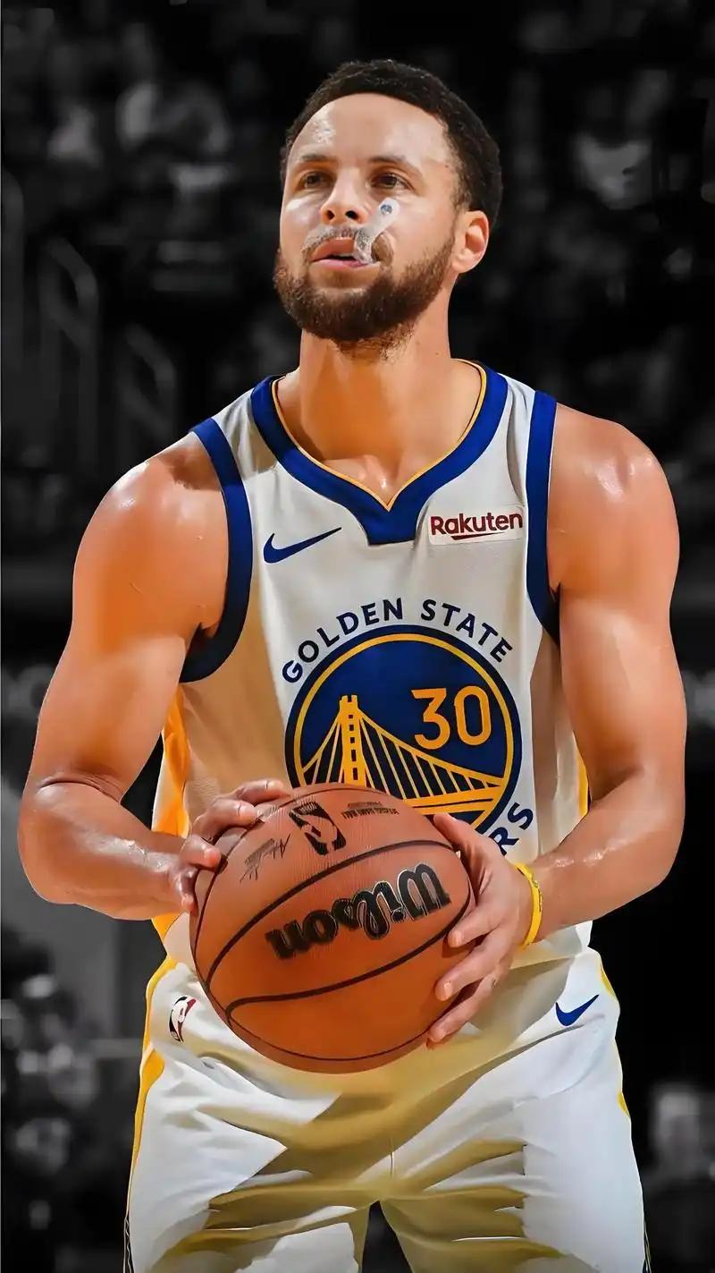 勇士终于是打废了。凯尔特人是冠军球队，勇士也是冠军球队。勇士库里伤了，巴特勒