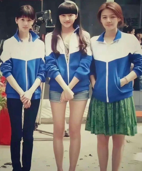 当年的三个小女孩如今已各自选出适合自己的发展路线三个女人，各有特色马思纯，