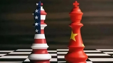 美国《华尔街日报》7月7日刊发文章称，“中国已为与美国打冷战准备了数十年”