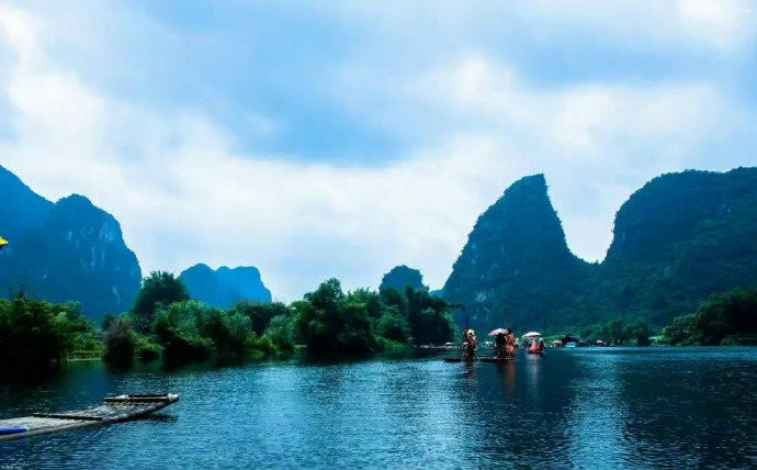 百里漓江、百里画廊​​​​好美的景色[爱心][爱心][爱心][爱心]旅游旅游