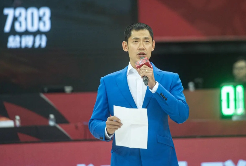 张庆鹏下赛季转投北控男篮，对廖三宁、王少杰、陈国豪这些年轻球员来说绝对是熬出头了